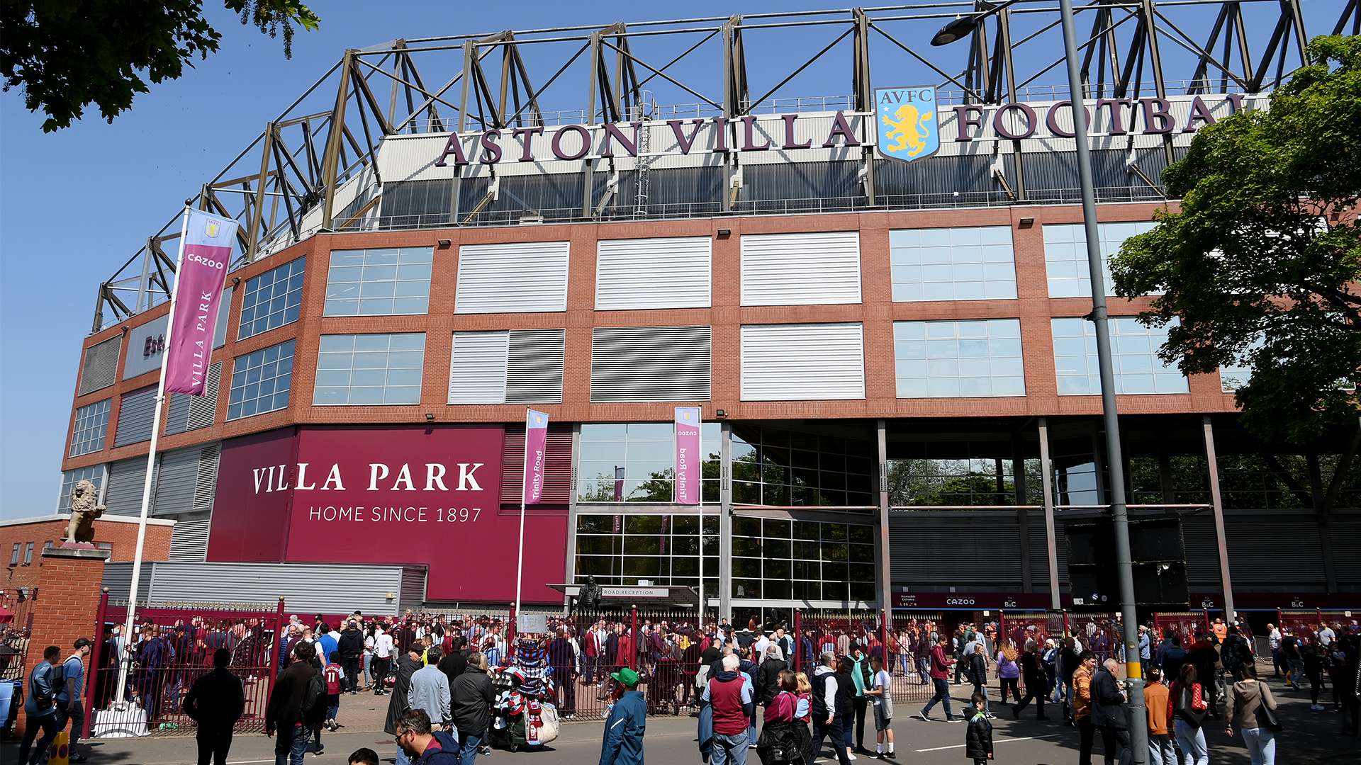 英格兰对阵斯洛伐克：爆冷可能性探讨，三狮军团进攻困境与历史对决解析